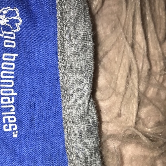 Clothes - Picture 2 of 8